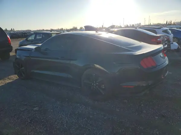 1FA6P8TH2G5269240 2016 FORD MUSTANG - Image 2