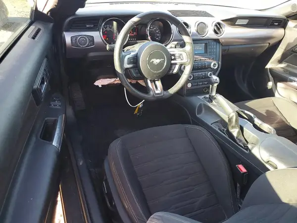 1FA6P8TH2H5215020 2017 FORD MUSTANG - Image 8