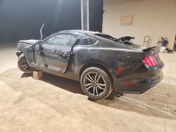 1FA6P8TH2H5218726 2017 FORD MUSTANG - Image 2