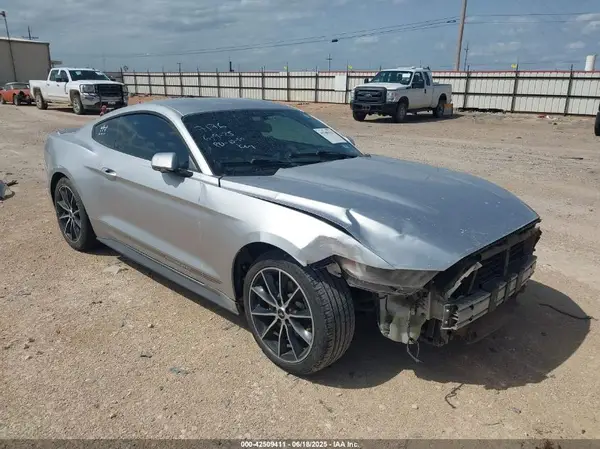 1FA6P8TH2H5277176 2017 FORD MUSTANG - Image 1