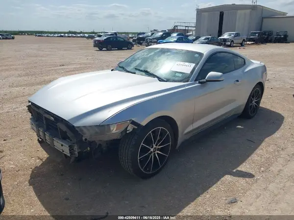 1FA6P8TH2H5277176 2017 FORD MUSTANG - Image 2