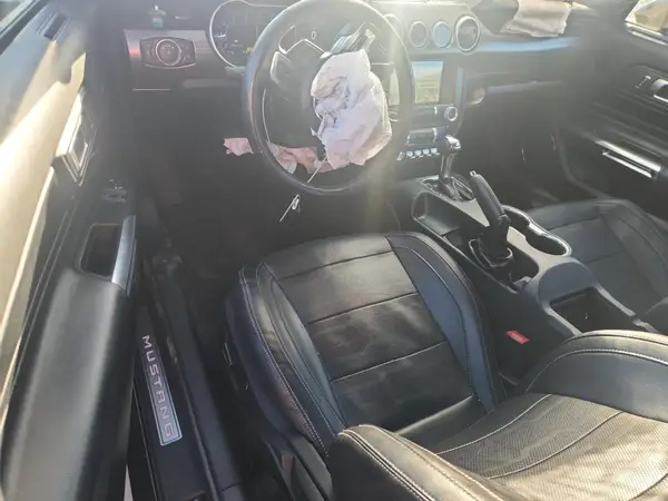 1FA6P8TH2J5109236 2018 FORD MUSTANG - Image 8
