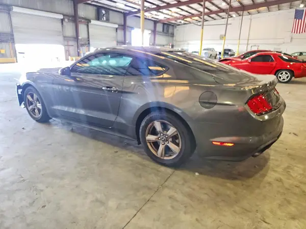 1FA6P8TH2J5128059 2018 FORD MUSTANG - Image 2