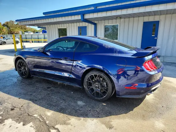 1FA6P8TH2J5139711 2018 FORD MUSTANG - Image 2