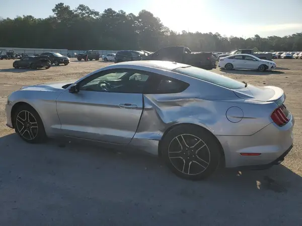 1FA6P8TH2J5156945 2018 FORD MUSTANG - Image 2