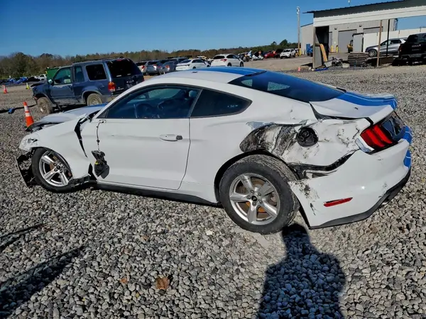 1FA6P8TH2J5159148 2018 FORD MUSTANG - Image 2