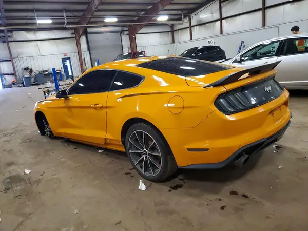 1FA6P8TH2J5162762 2018 FORD MUSTANG - Image 2