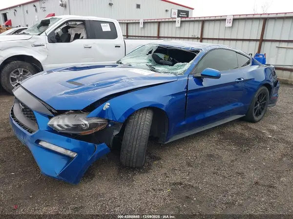 1FA6P8TH2J5168948 2018 FORD MUSTANG - Image 2