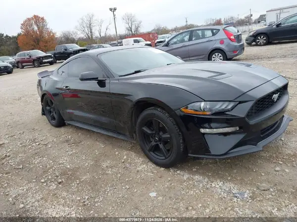 1FA6P8TH2J5172305 2018 FORD MUSTANG - Image 1