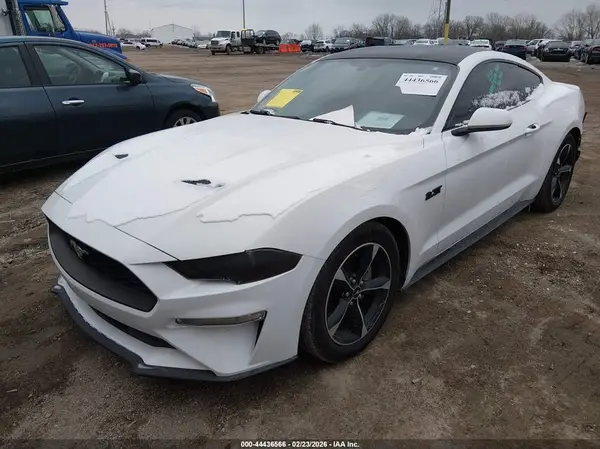 1FA6P8TH2K5105592 2019 FORD MUSTANG - Image 2