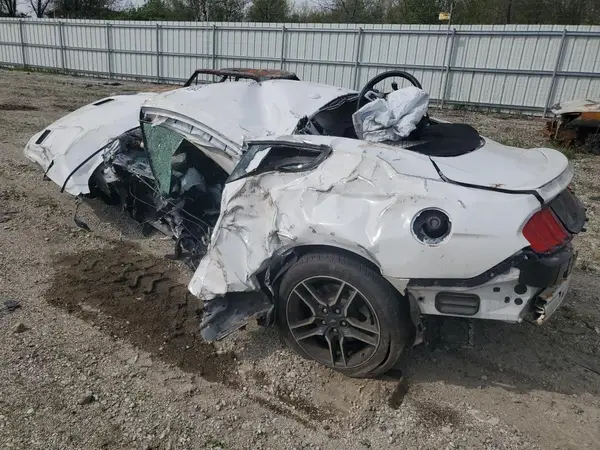 1FA6P8TH2K5172533 2019 FORD MUSTANG - Image 2