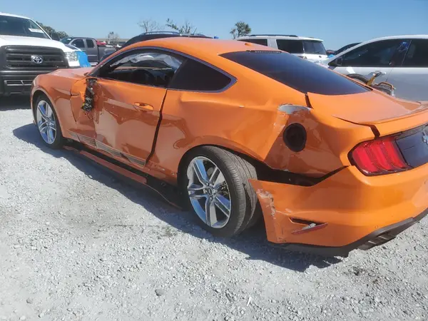 1FA6P8TH2L5113922 2020 FORD MUSTANG - Image 2