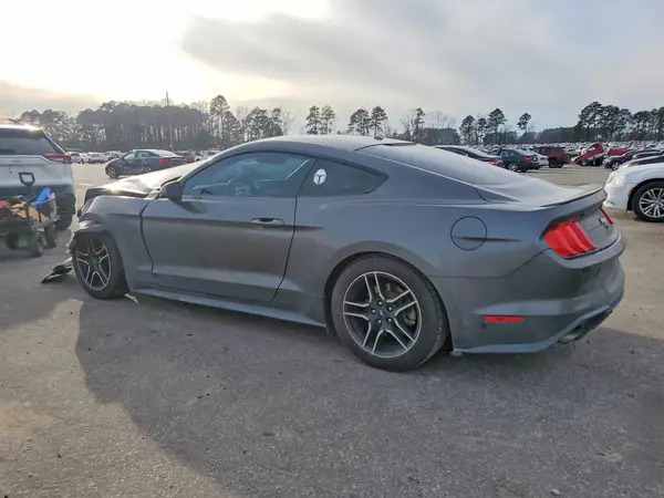 1FA6P8TH2L5135841 2020 FORD MUSTANG - Image 2
