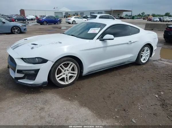 1FA6P8TH2L5154633 2020 FORD MUSTANG - Image 2