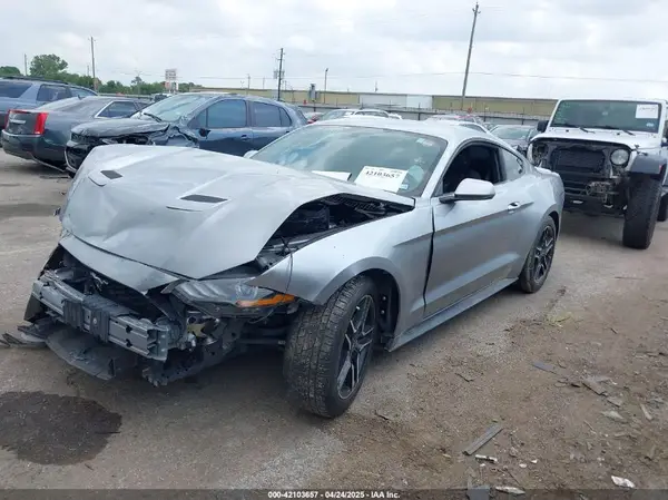 1FA6P8TH2L5186210 2020 FORD MUSTANG - Image 2
