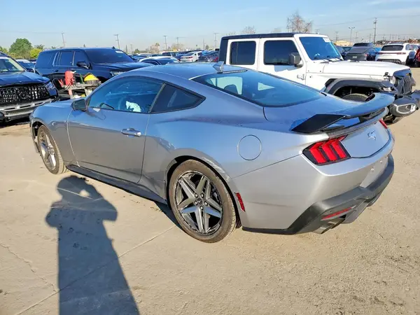 1FA6P8TH2S5100067 2025 FORD MUSTANG - Image 2