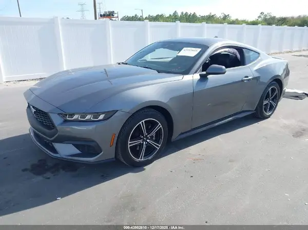 1FA6P8TH2S5103941 2025 FORD MUSTANG - Image 2