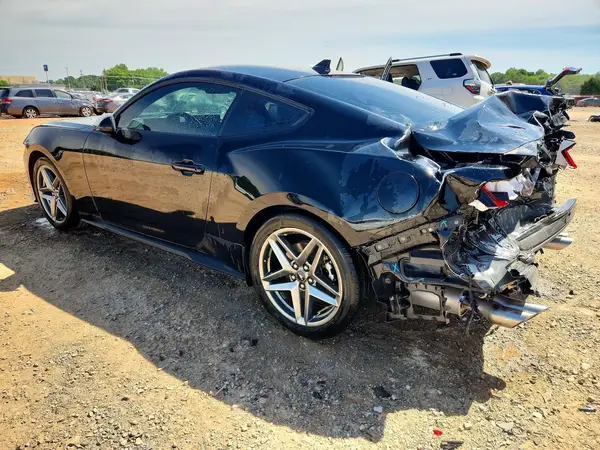 1FA6P8TH2S5118567 2025 FORD MUSTANG - Image 2