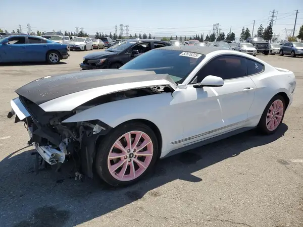 1FA6P8TH3G5260840 2016 FORD MUSTANG - Image 1