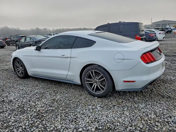 1FA6P8TH3G5261129 2016 FORD MUSTANG - Image 2