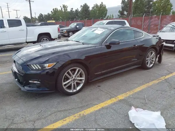 1FA6P8TH3G5268324 2016 FORD MUSTANG - Image 2