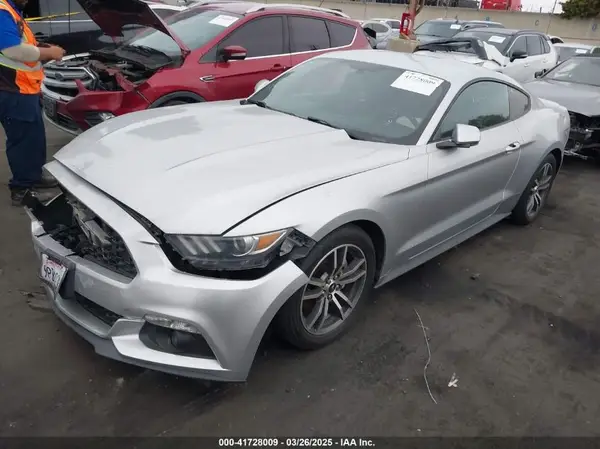1FA6P8TH3G5269375 2016 FORD MUSTANG - Image 2