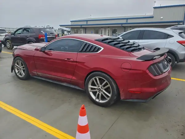 1FA6P8TH3G5277105 2016 FORD MUSTANG - Image 2
