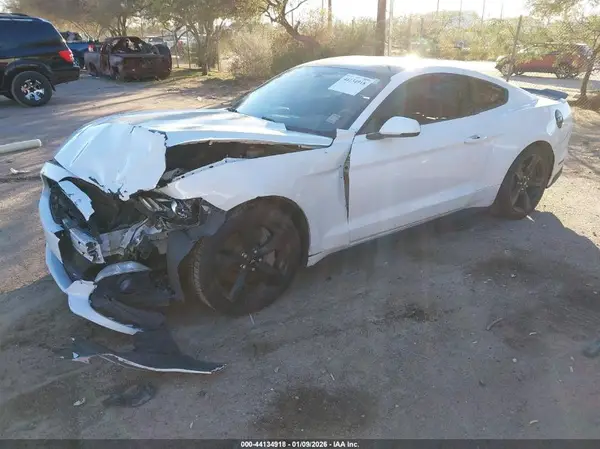 1FA6P8TH3G5284328 2016 FORD MUSTANG - Image 2