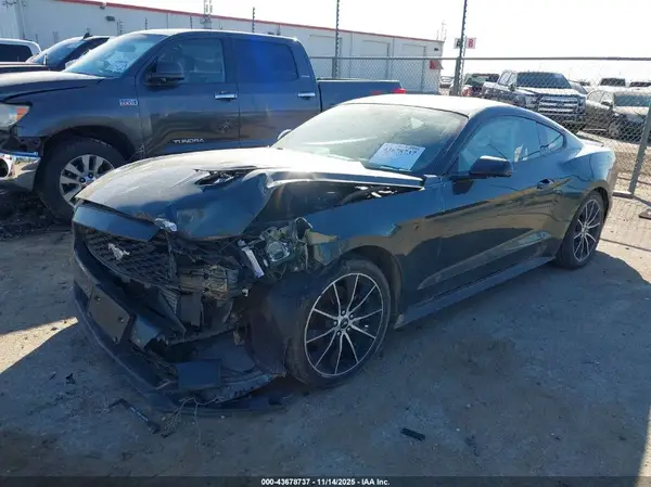 1FA6P8TH3G5326853 2016 FORD MUSTANG - Image 2