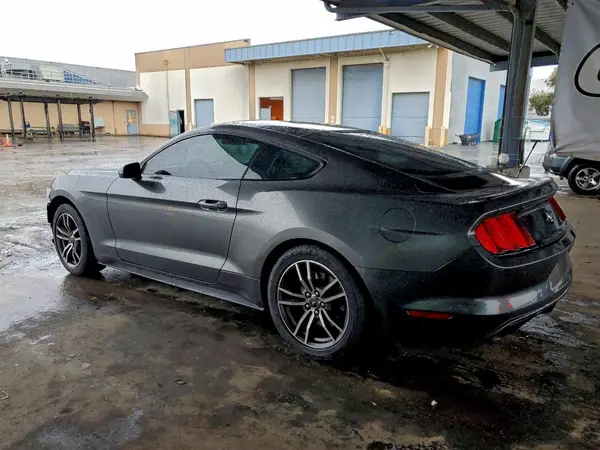 1FA6P8TH3G5327999 2016 FORD MUSTANG - Image 2