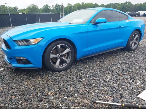 1FA6P8TH3H5203152 2017 FORD MUSTANG - Image 2