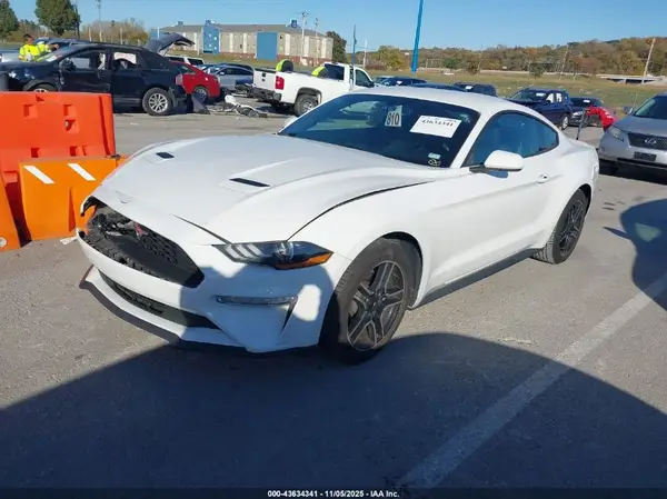 1FA6P8TH3J5120438 2018 FORD MUSTANG - Image 2