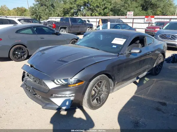1FA6P8TH3J5122982 2018 FORD MUSTANG - Image 2