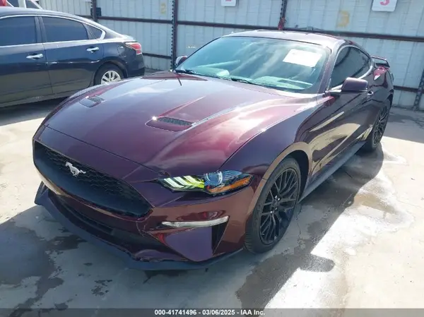 1FA6P8TH3J5132136 2018 FORD MUSTANG - Image 2