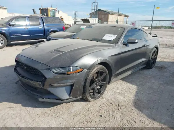 1FA6P8TH3J5163290 2018 FORD MUSTANG - Image 2