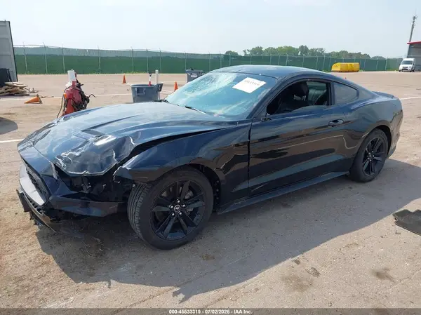 1FA6P8TH3J5167825 2018 FORD MUSTANG - Image 2