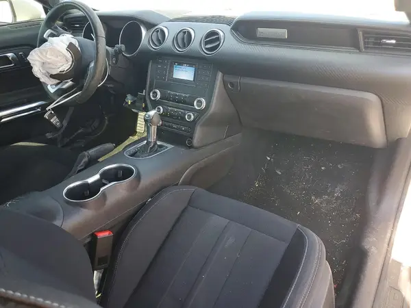 1FA6P8TH3K5188045 2019 FORD MUSTANG - Image 8