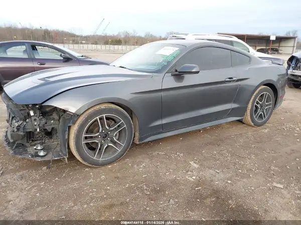 1FA6P8TH3L5169819 2020 FORD MUSTANG - Image 2