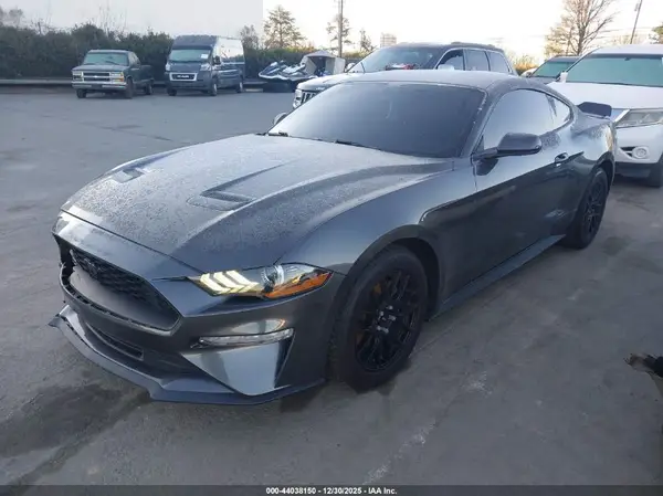 1FA6P8TH3L5181579 2020 FORD MUSTANG - Image 2