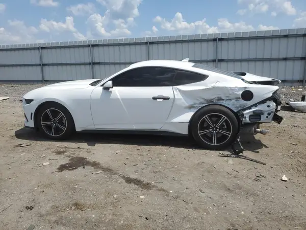 1FA6P8TH3R5122914 2024 FORD MUSTANG - Image 2