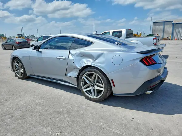 1FA6P8TH3R5126140 2024 FORD MUSTANG - Image 2