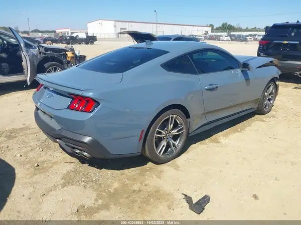 2024 FORD MUSTANG IAAI lot 43345683 auction photo 4