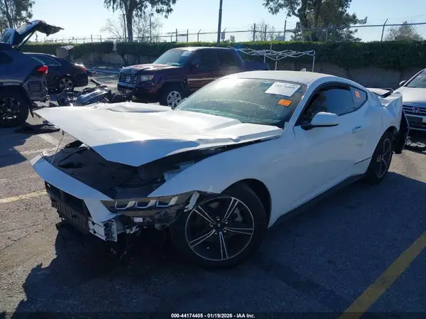 1FA6P8TH3S5103687 2025 FORD MUSTANG - Image 2