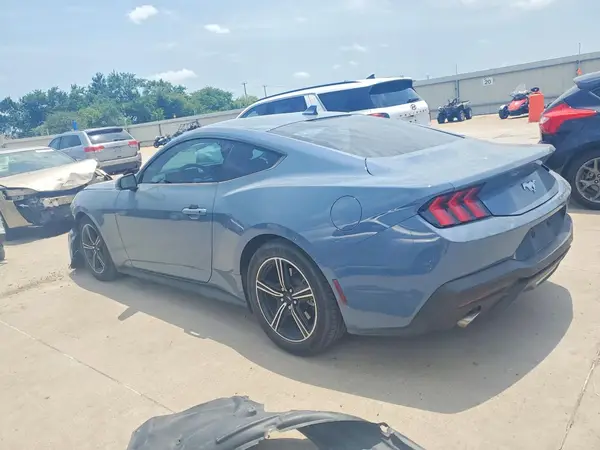 1FA6P8TH3S5112518 2025 FORD MUSTANG - Image 2