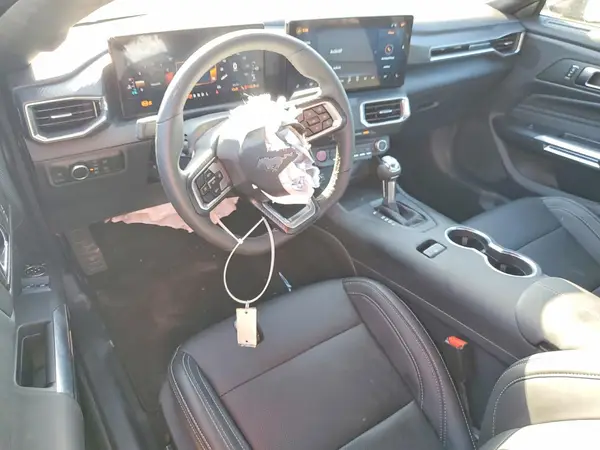 1FA6P8TH3T5101990 2026 FORD MUSTANG - Image 8