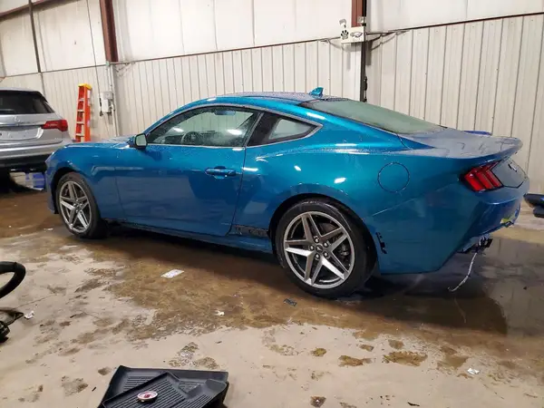 1FA6P8TH3T5103724 2026 FORD MUSTANG - Image 2
