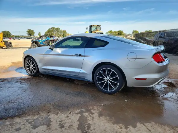 1FA6P8TH4H5304748 2017 FORD MUSTANG - Image 2