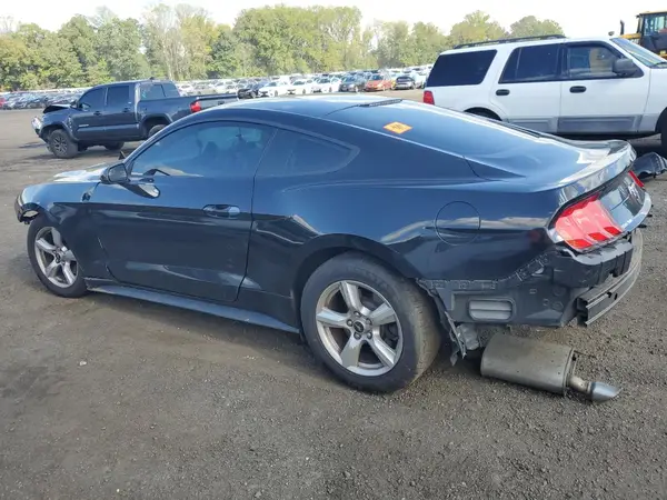 1FA6P8TH4J5102661 2018 FORD MUSTANG - Image 2
