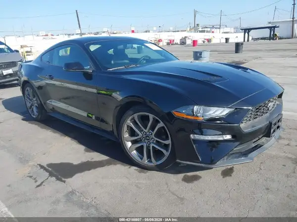 1FA6P8TH4J5104877 2018 FORD MUSTANG - Image 1