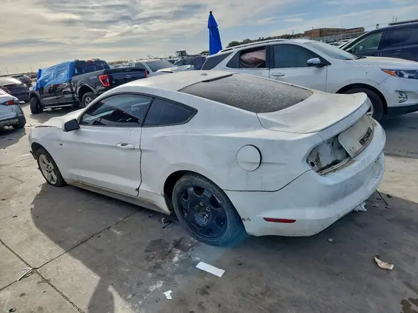 1FA6P8TH4J5115703 2018 FORD MUSTANG - Image 2
